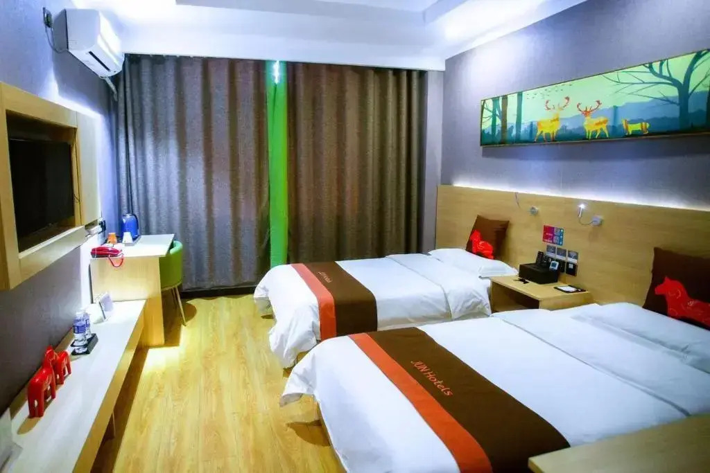 JUN Hotels Hebei Hengshui Shenzhou Bus Station