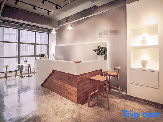 Nanjing Bauhinia Hotel Apartment (Nanjing South Railway Station Kazimen Subway Station)