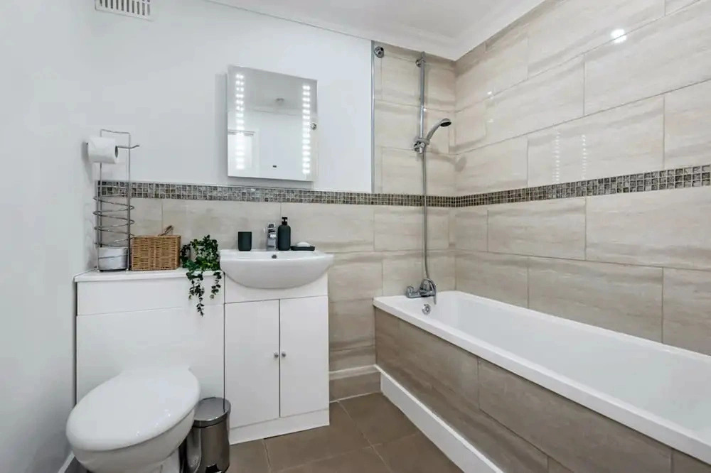 Stunning Flat in Chelsea Kings Road With Balcony