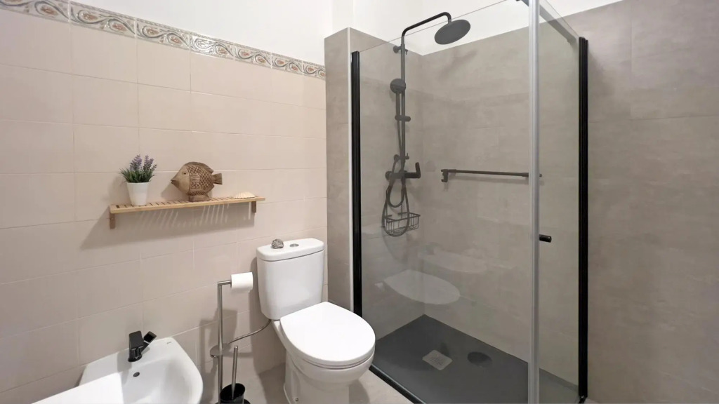 Faro Casa AL Reis by Homing