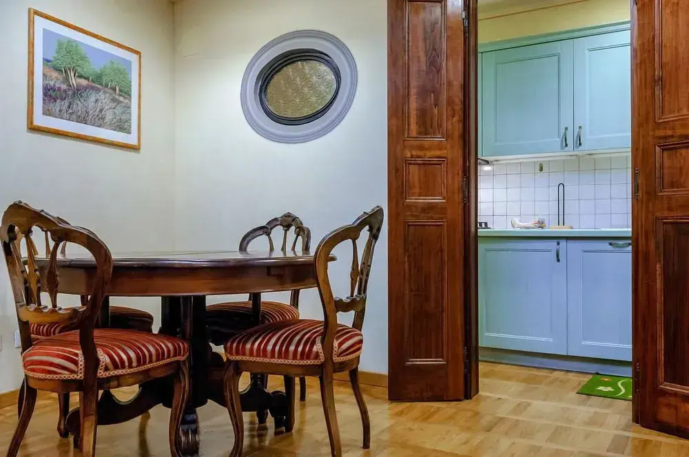 Corno Florentine Apartment