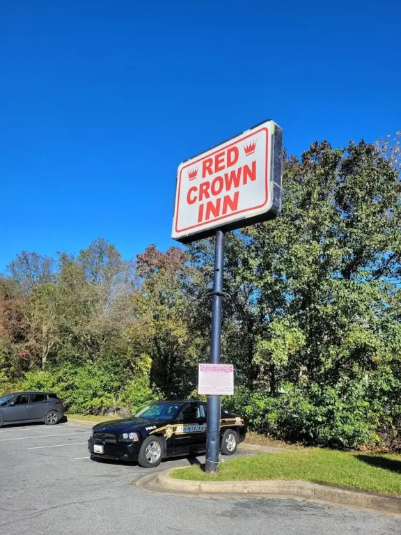 Red Crown Inn