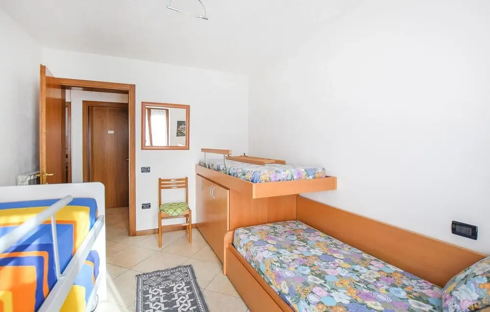 Amazing Apartment in Castione d. Presolana With Wifi and 2 Bedrooms