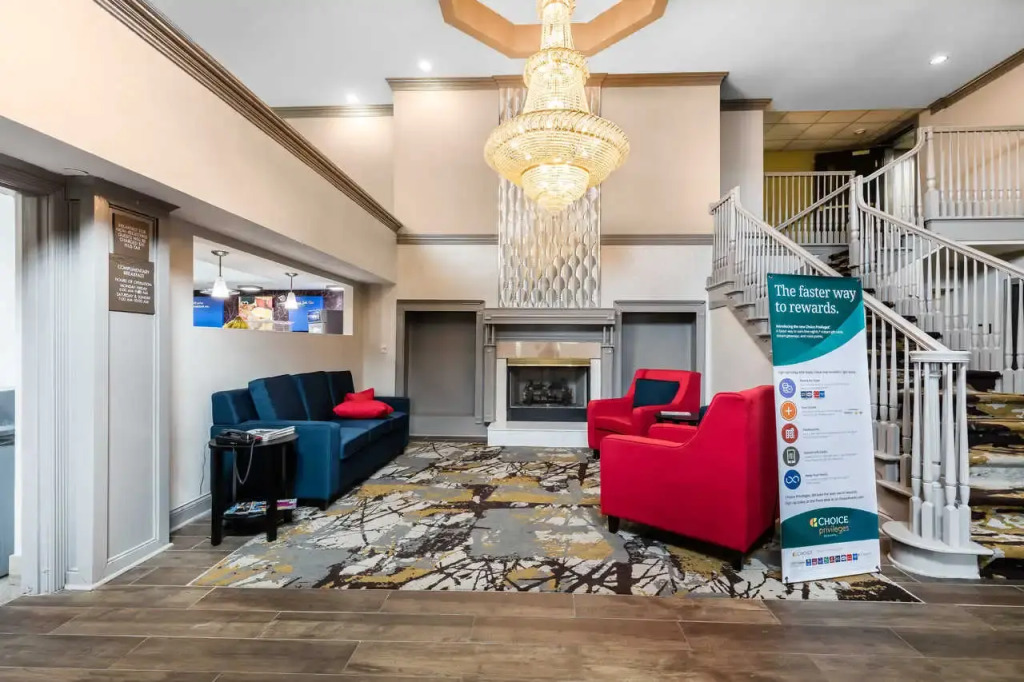 Comfort Inn & Suites Nashville Near Tanger Outlets I-24 Antioch