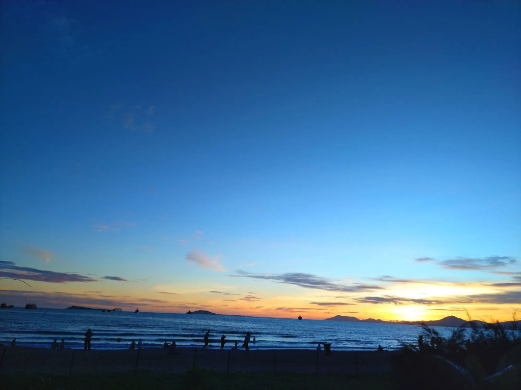 Sanya Skyline Inn
