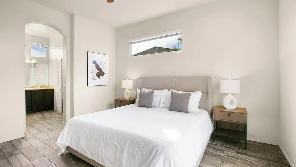 Landing Apartments near Downtown Jacksonville