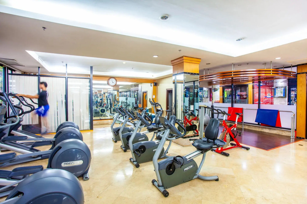 Floral Hotel  Dolphin Circle Pattaya