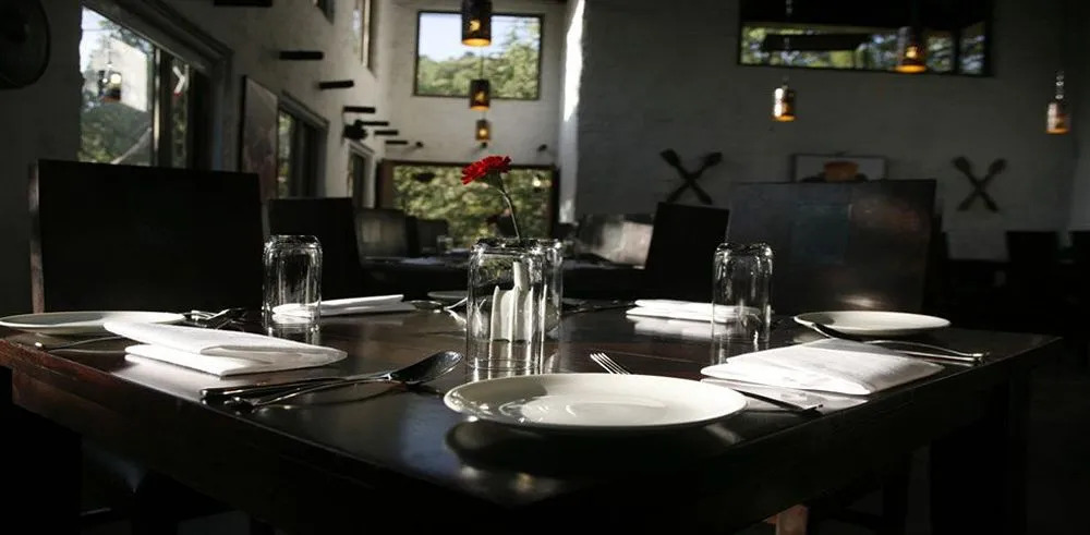 Aamod Resort - Shoghi