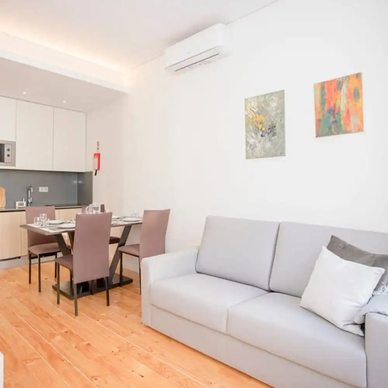 Liiiving in Porto-Mouzinho Residence Apartments