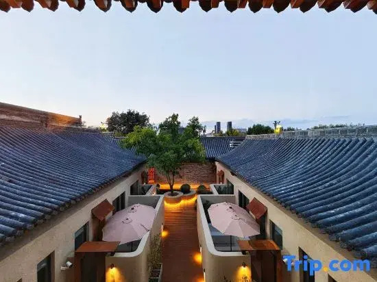 Qingmo · Private Hot Spring · Homestay (Xinzhou Ancient City)