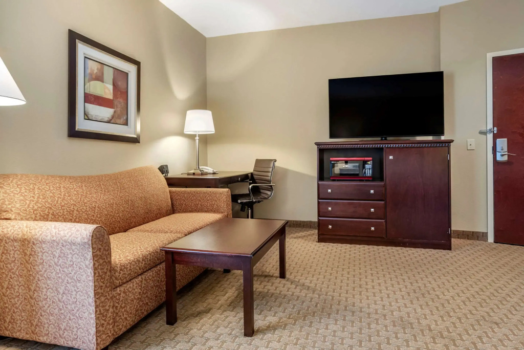 Comfort Suites Biloxi/Ocean Springs