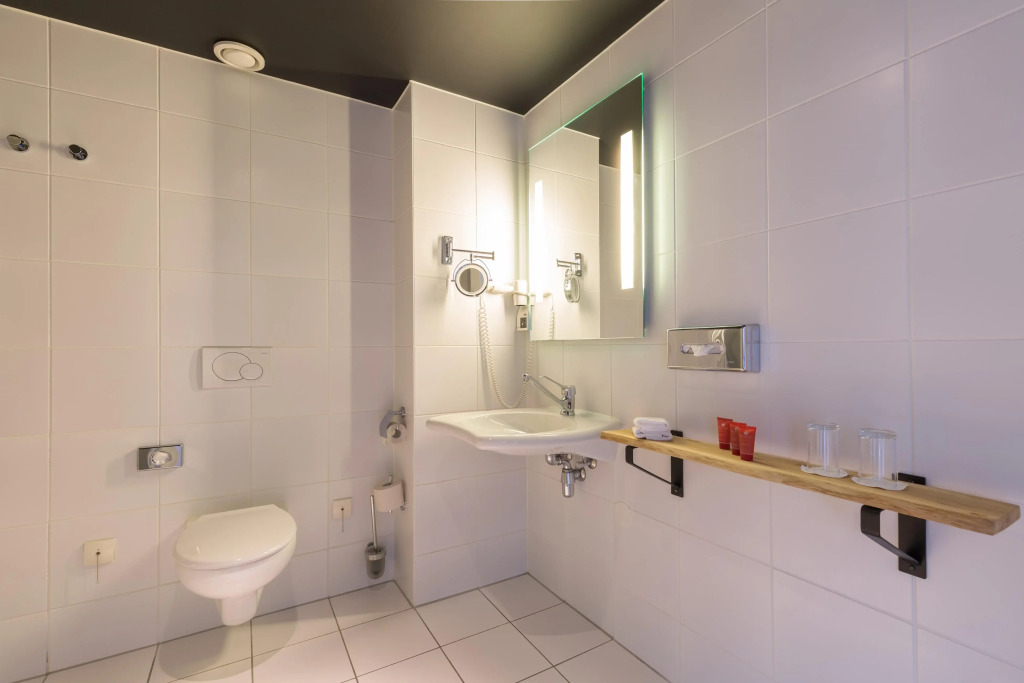 Leonardo Hotel Almere City Center