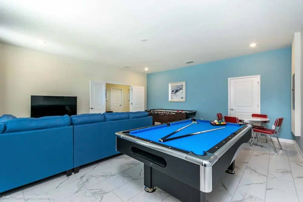 8 BR Villa With Games Room