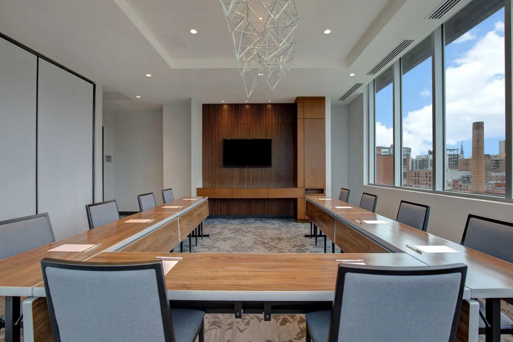 Homewood Suites By Hilton Montreal Downtown