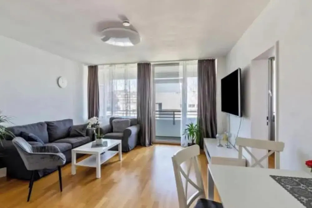 Cozy Neuss Apartment With Modern Amenities