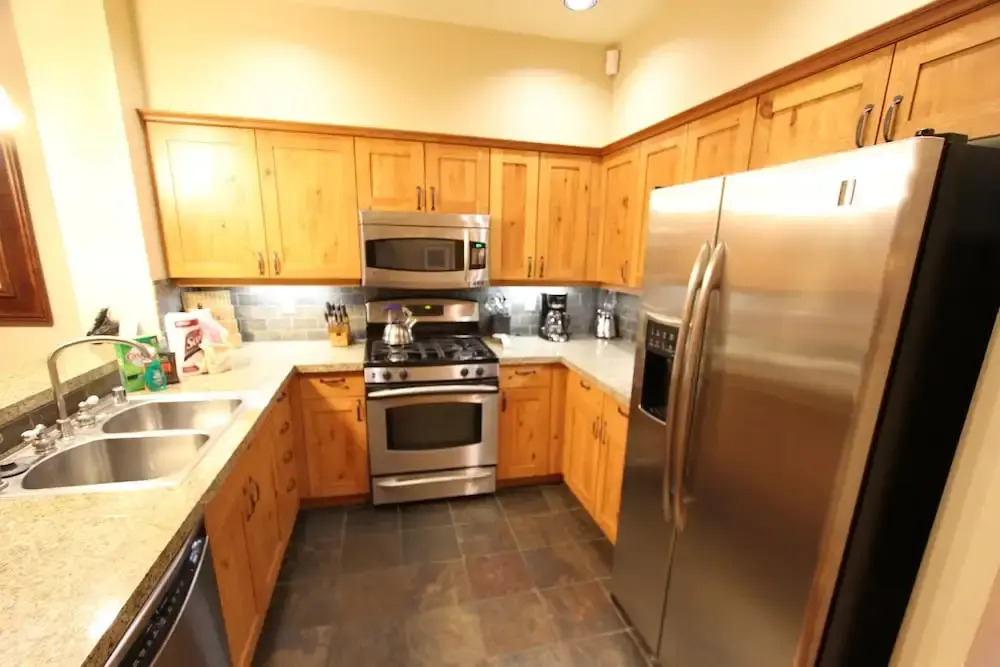 The Cabins 18 3 Bedrooms 2 Bathrooms Condo