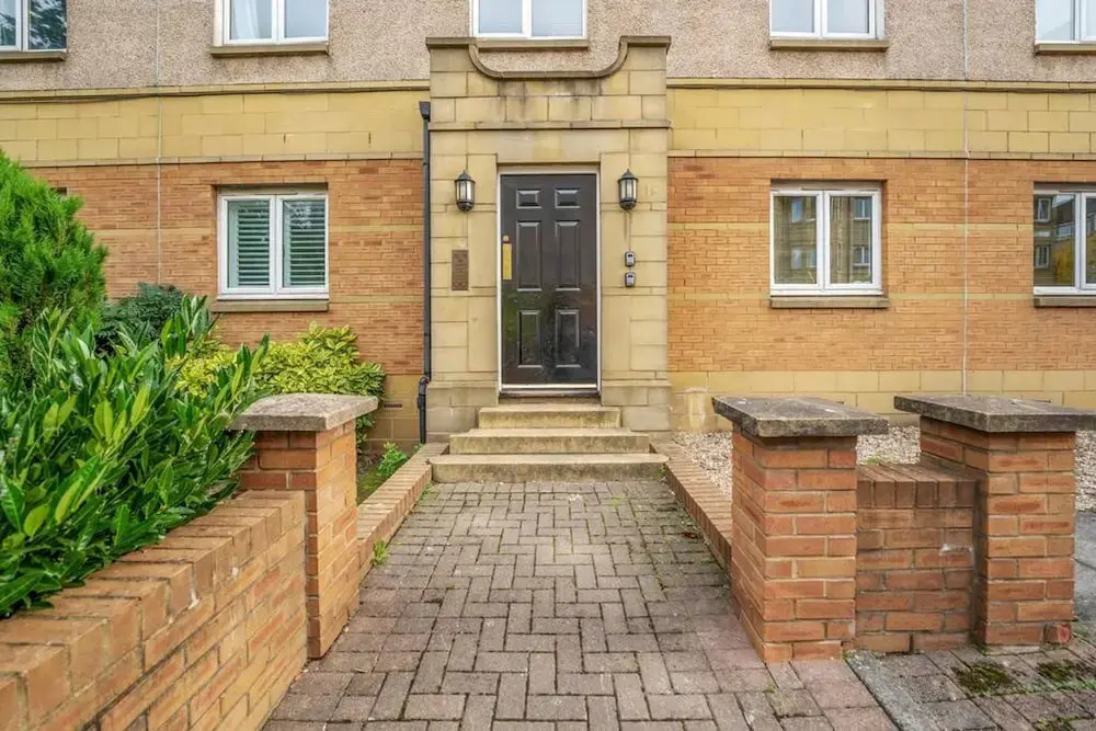 Luxury 2bed 2bath-ground Floor-free Parking