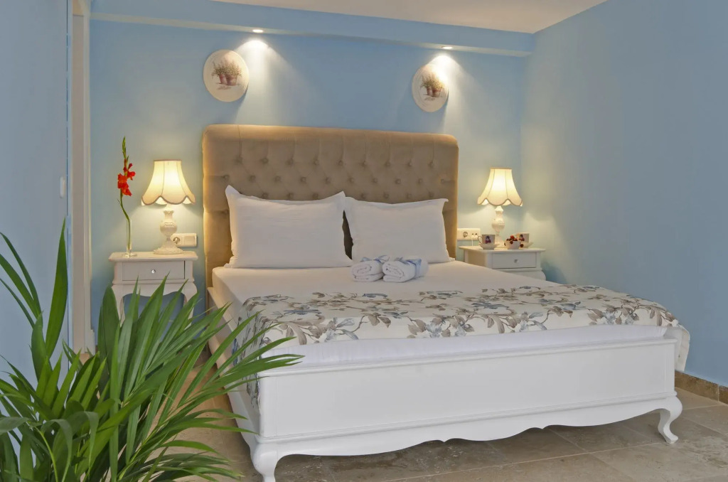 ALAÇATI ROKA TAŞ BUTİK HOTEL