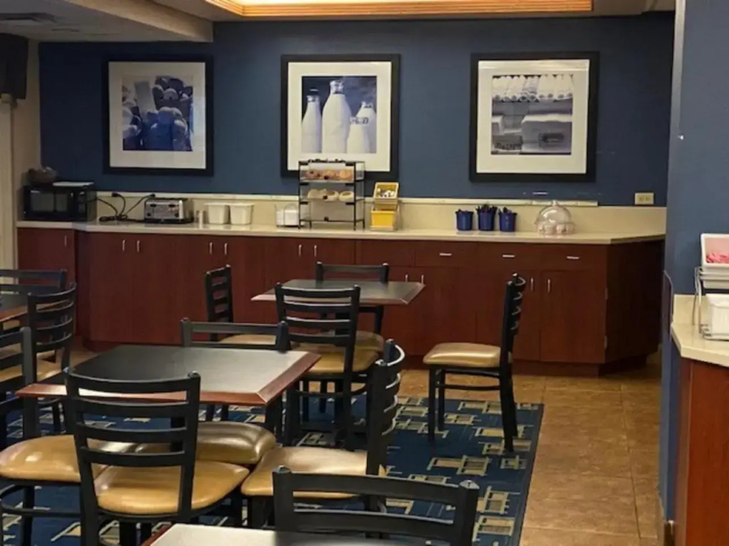 Hampton Inn Fargo