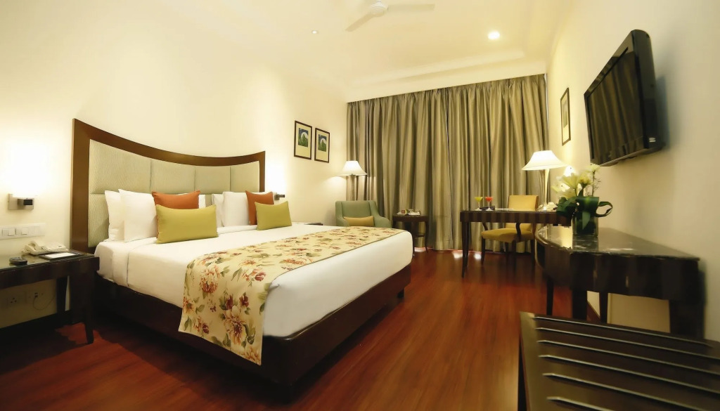 Muse Sarovar Portico Nehru Place