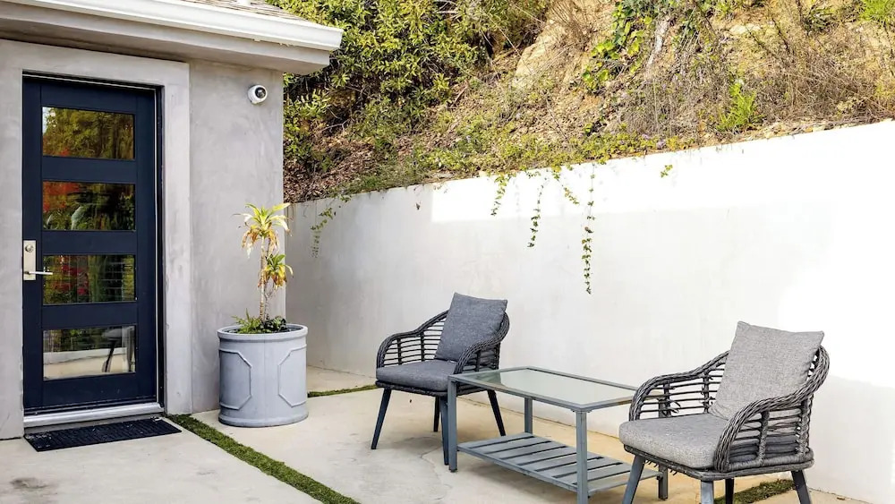 LA Hillside Retreat w/ Pool, Views, Fire Pit & Outdoor Lounging Casa Bellagio by Avantstay