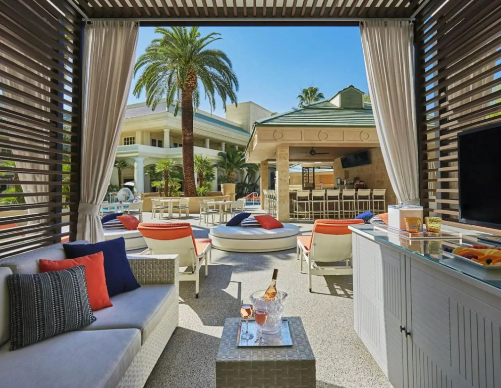 Отель Four Seasons Las Vegas
