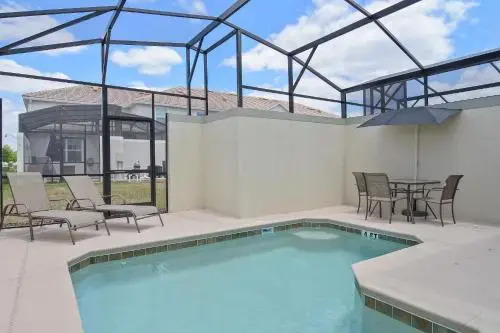 Five Bedrooms w/ GameRoom and Pool 4894