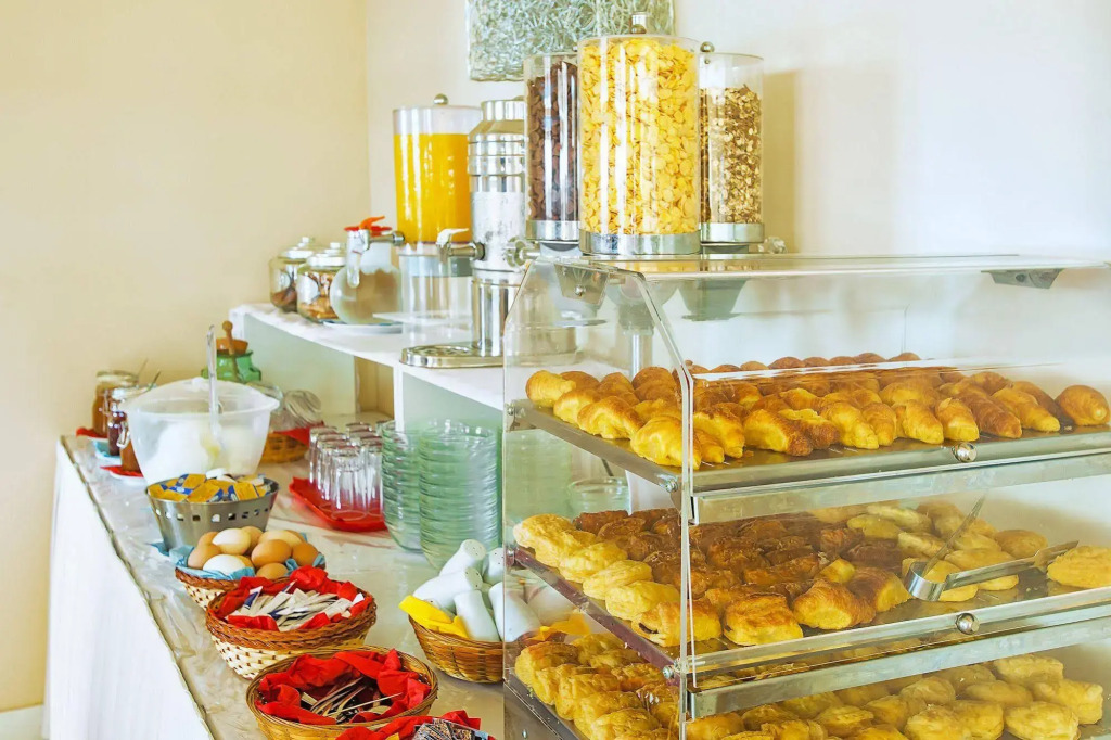 Golden Sun Hotel