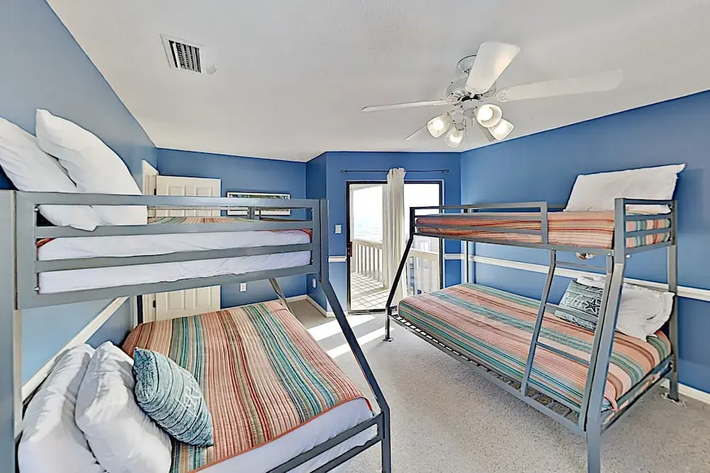 Coastal Blessings: Gulf-front W/ Private Beach 5 Bedroom Home