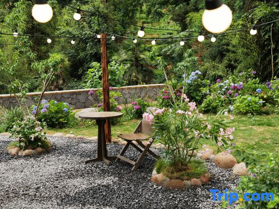 Green Crossing Homestay