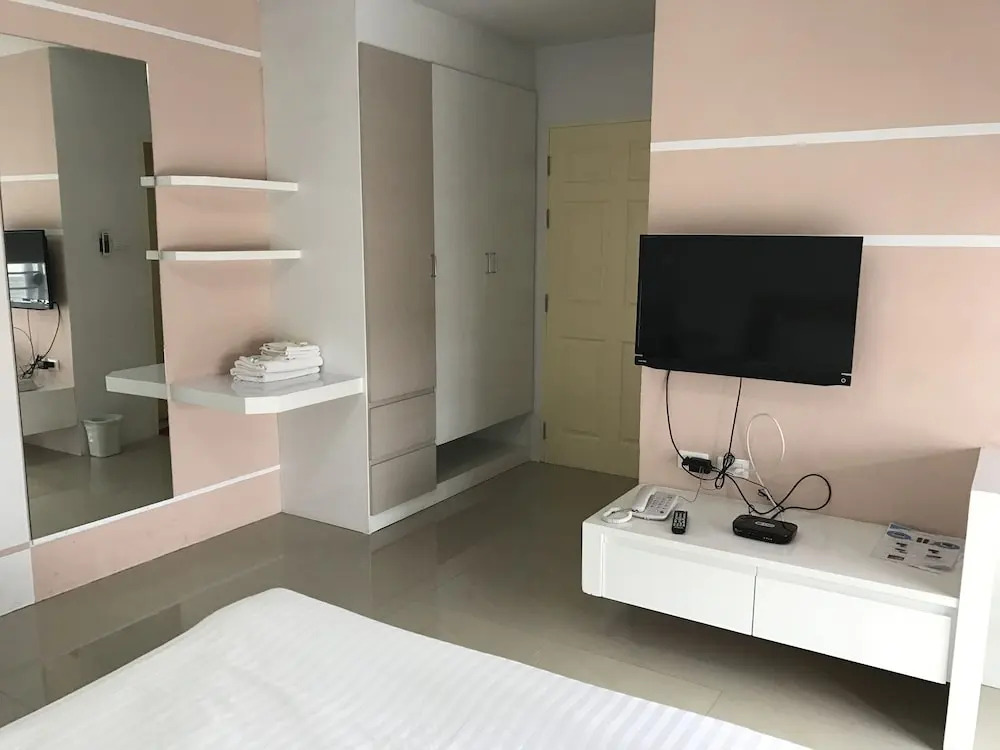 Warisa Apartment