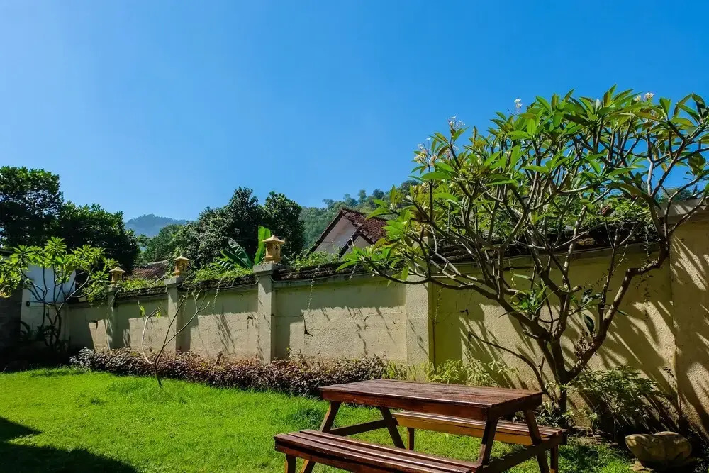 Semilir Senggigi Inn