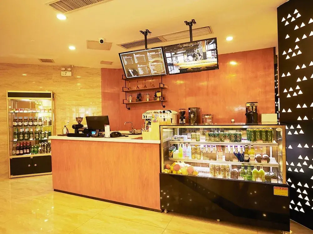 Yucheng Hotel