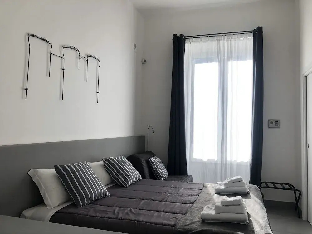 VESUCHARME SUITE Luxury Room
