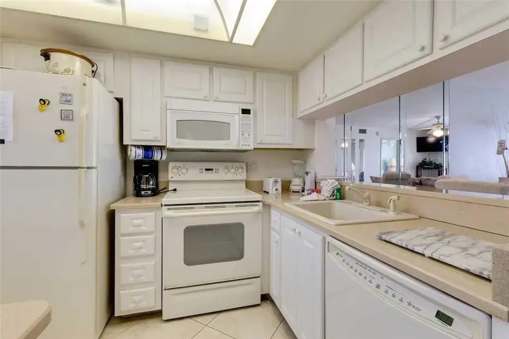 Carlos Pointe 213 - Two Bedroom Condo