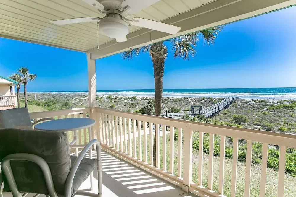 SEA Haven 212 [3/2.5] Free Activities! & Oceanfront Wifi Pool