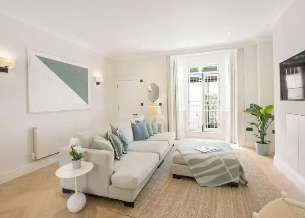 Luxury Shawfield Apartment in London