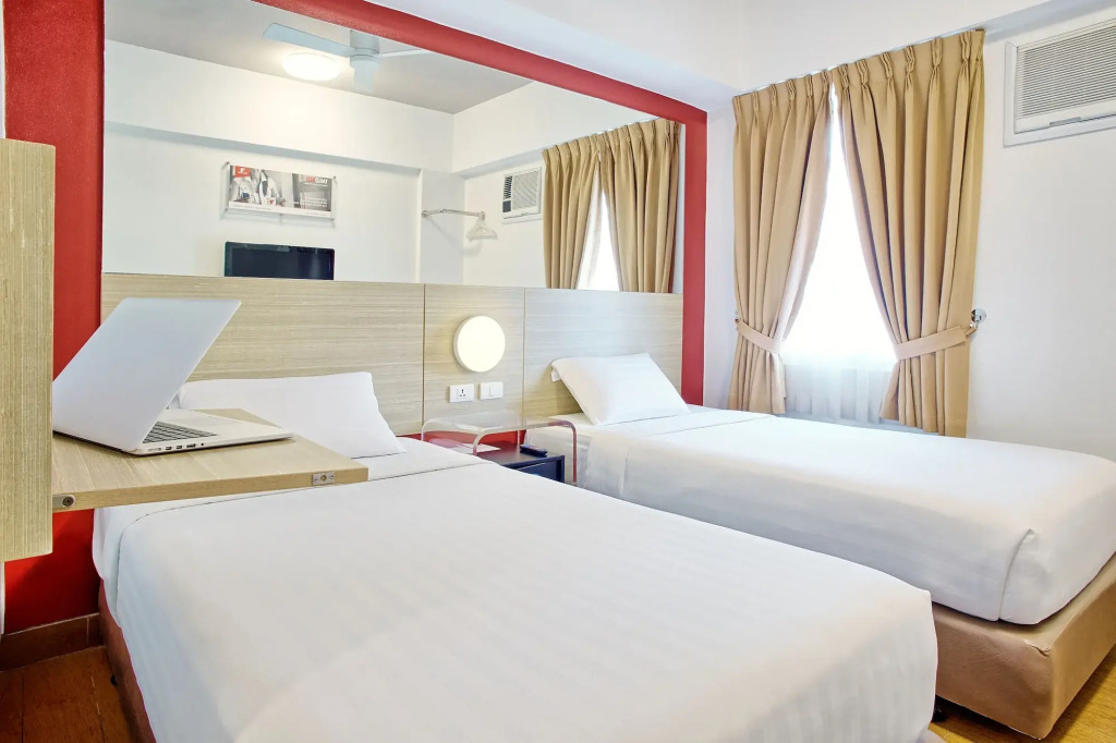 Red Planet Cebu