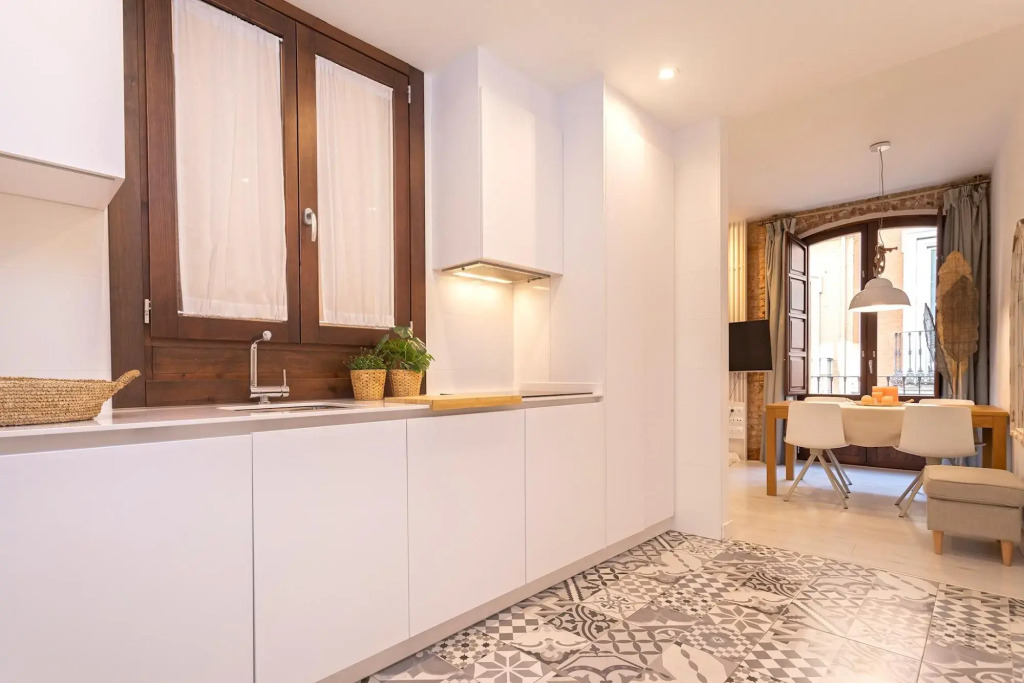 Stunning One-bedroom Apartment Near the Cathedral Zacatin 201