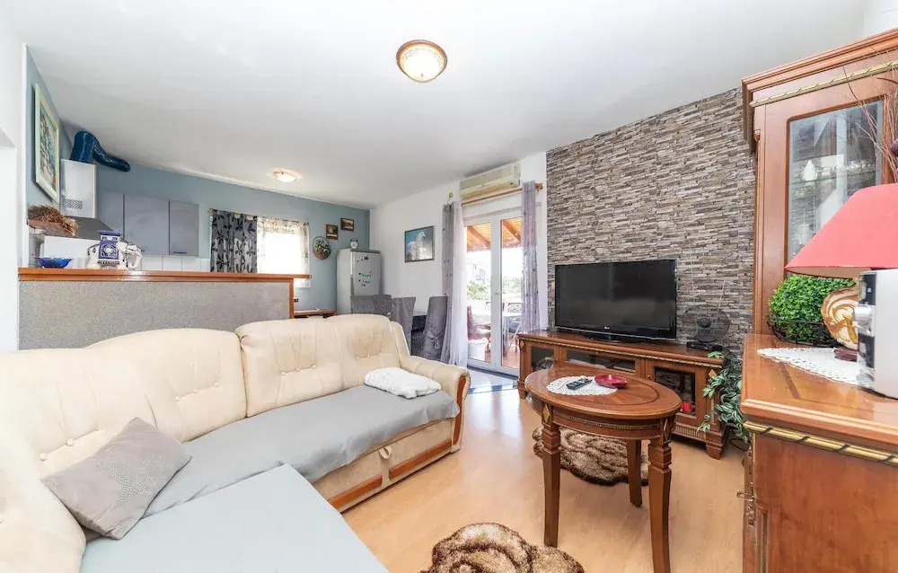 Nice Apartment in Trogir With 2 Bedrooms and Wifi