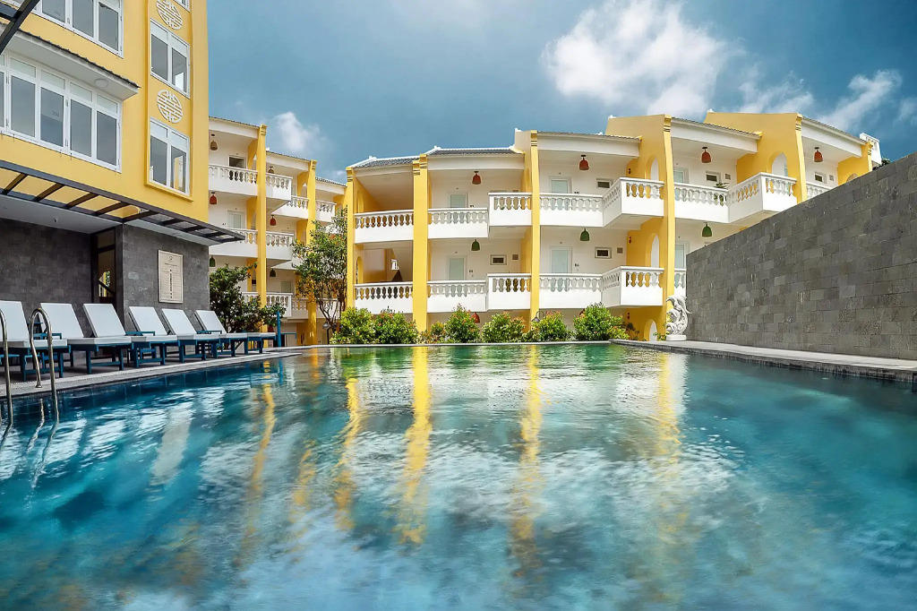 Hoi An Aurora Riverside Hotel and Spa