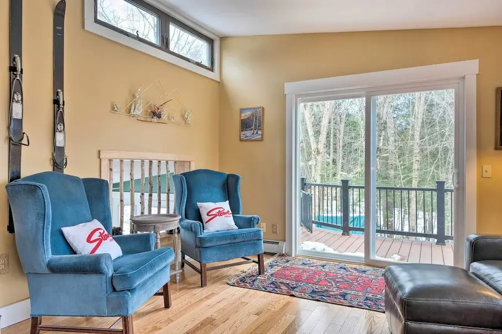 Cozy Home w/ Sauna: Mins to Stowe Mountain Resort