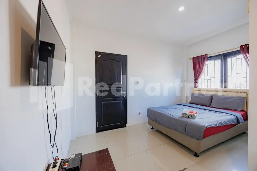 Jo Inn RedPartner