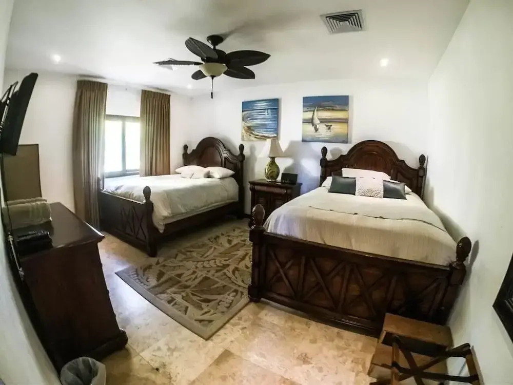 Villas in Pristine Bay