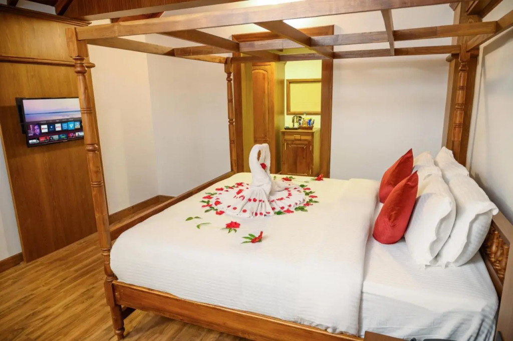 OYO 26856 Surya Residency