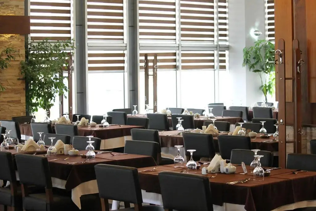 Lamassu Hotel