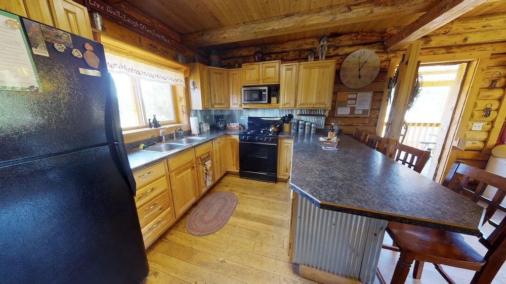 Canyon View Family Lodge