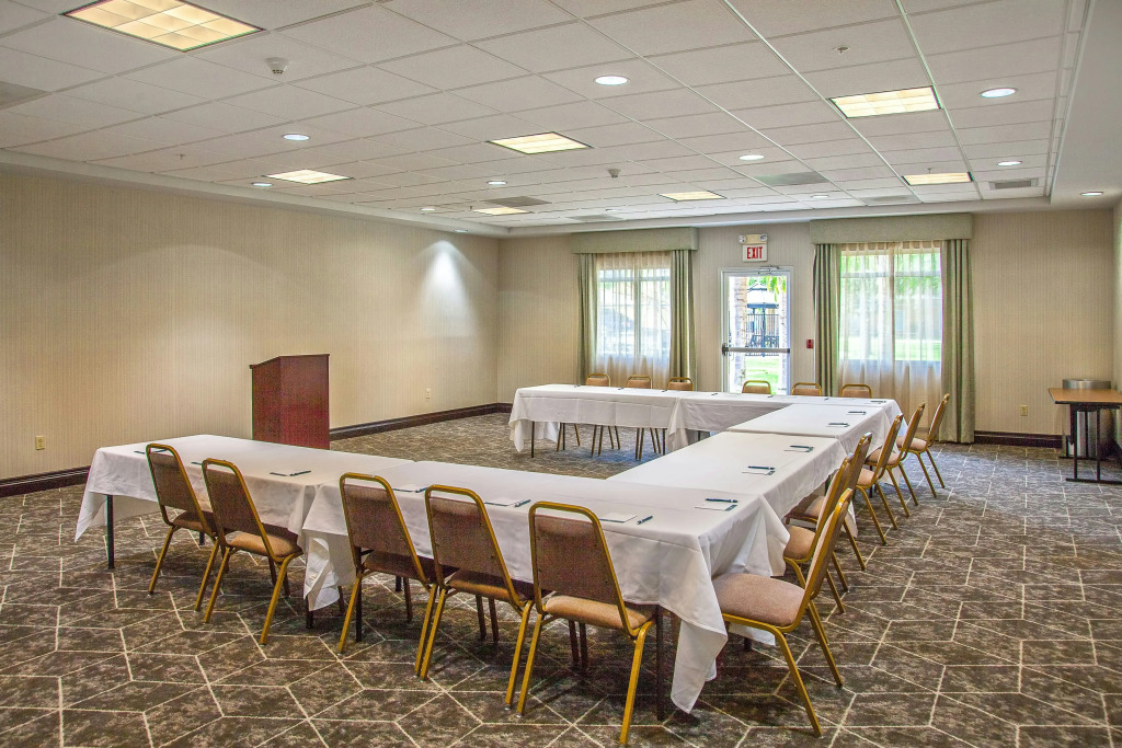 Homewood Suites Bakersfield