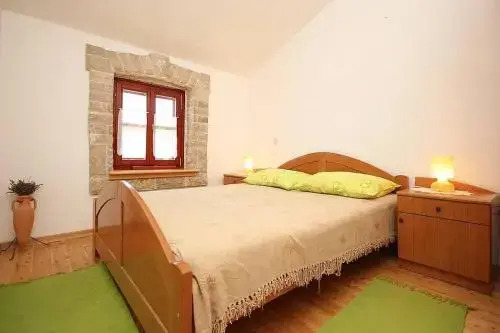 Apartments Pifar