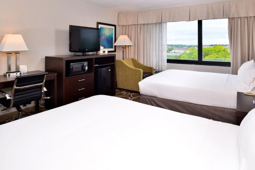 Elimwood Hotel, a Ramada by Wyndham